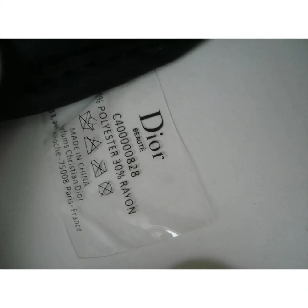 - ❤️- ❤️Dior makeup pouch with chain - Picture 6 of 14